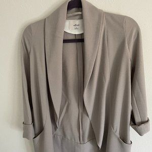 ARITZIA WILFRED CHEVALIER JACKET --  crete size 00